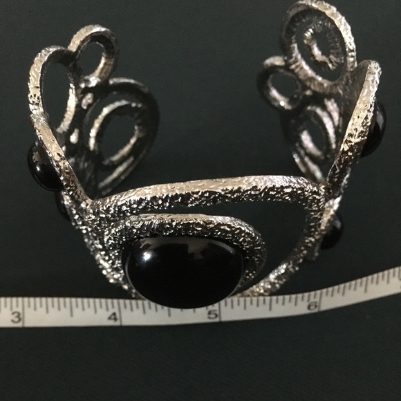 Silver and Black Resin Bangle ✂️ - Picture 1 of 5
